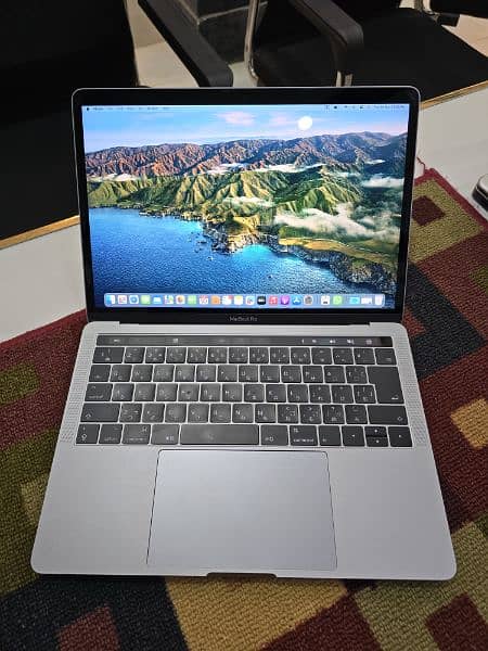 MacBook Pro 2017 0