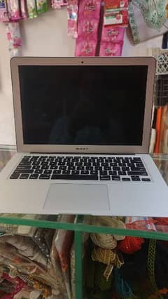 MacBook air 4/256 2014 urgent sale for fee