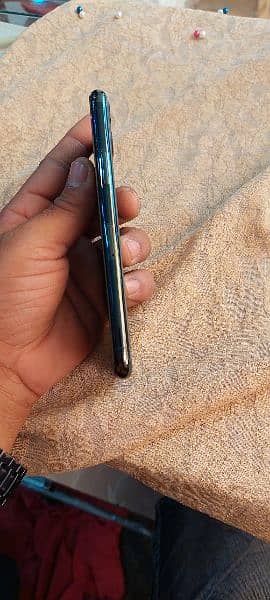 iphone 11 pro 256GB PTA Approved 10/10 condition 3