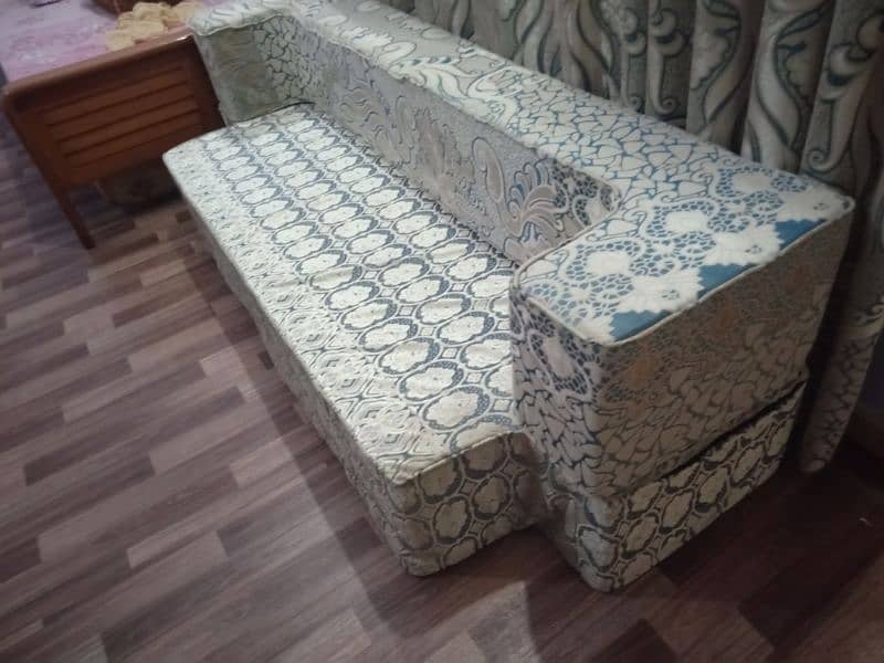 sofa and bed for sell 0