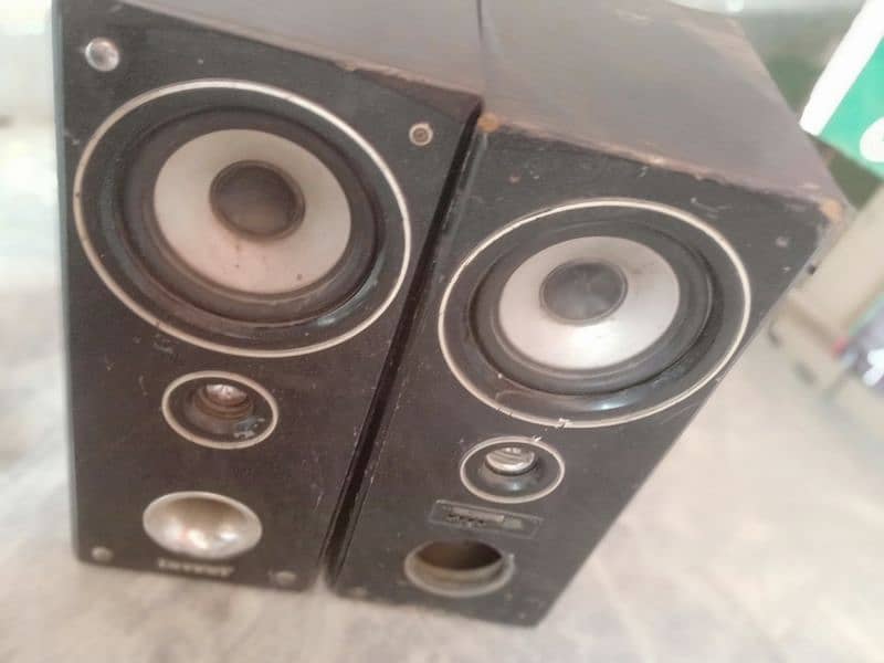 I am selling my Bluetooth speaker only seriously by 2