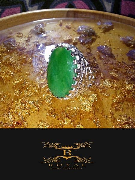 Big Size Emerald (Pana) Diamond Cutting Price almost final. 4