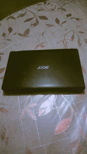 Laptop Core i3 (ram 4gb, SSD hard, 4 hour battery time) 2