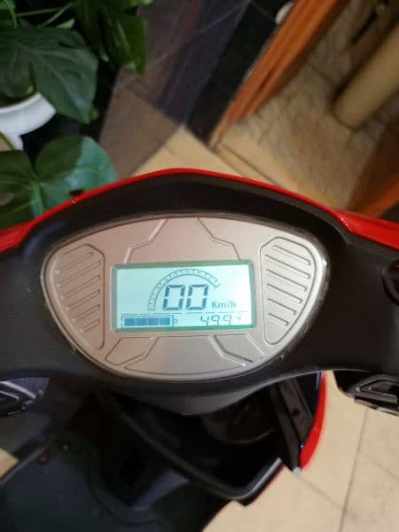 electric scooty 3
