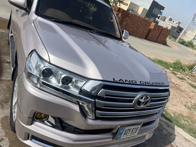 Toyota Land cruiser 2000 model import in 2017 converted into 2020 0