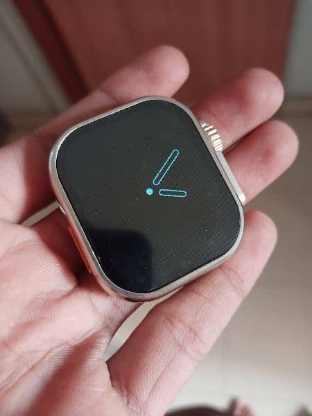 smart watch with box and charger best condition looking like new 2