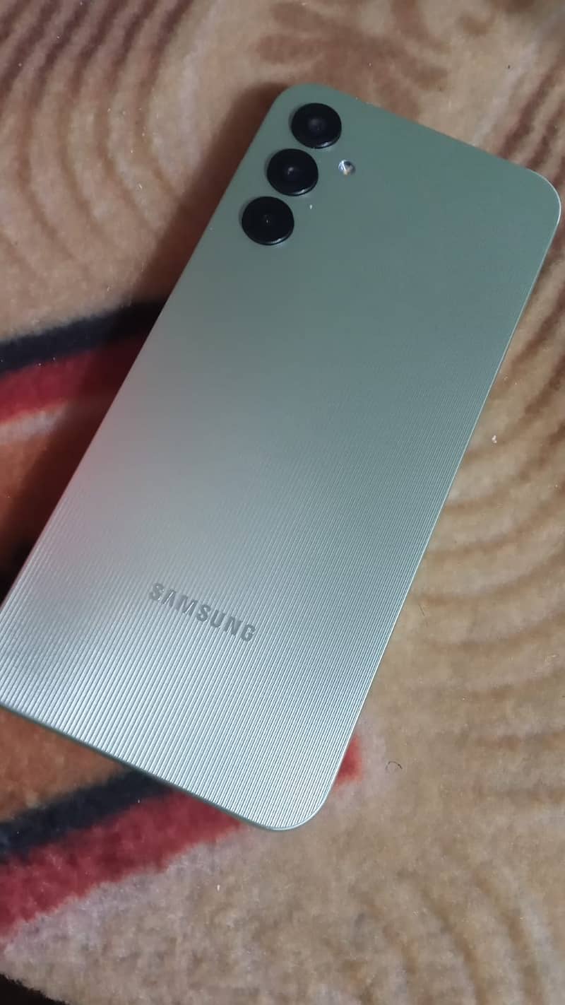 Samsung A14 3