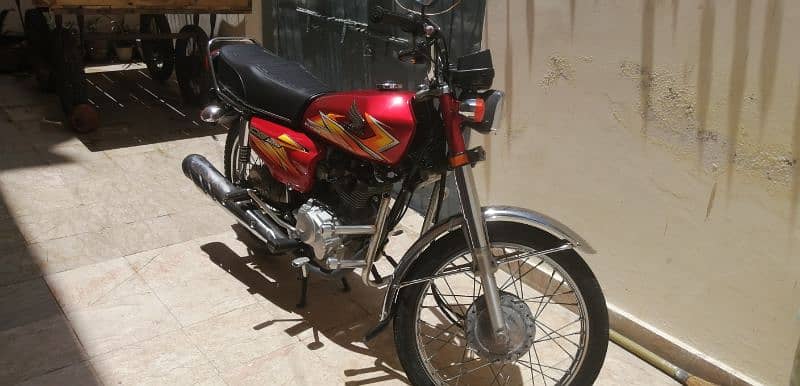 Honda CG-125 Model 2021 For sale, kept in very good condition 2
