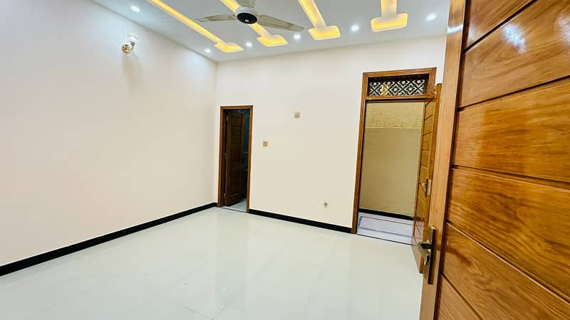 1 Kanal House Ava For Sale In A Block Satellite Town 0