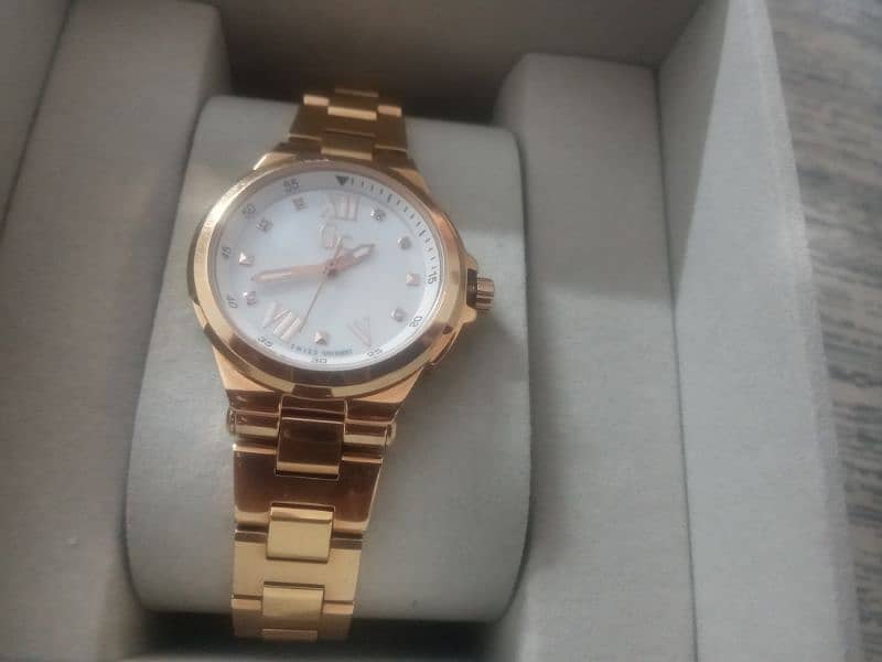 new ladies beautiful imported watch 7