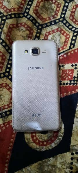 Samsung Galaxy J7 0
