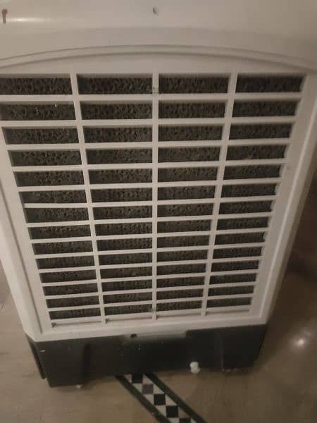 good condition cooler 3