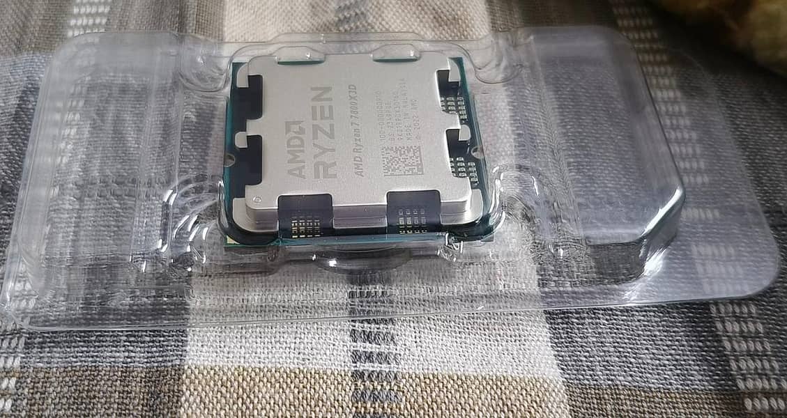 Ryzen 7800X3D Sealed tray Processor. . 3 units available 2