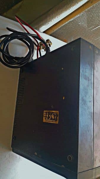 Sigma 1000 volt ups in Very Good Condition. 2