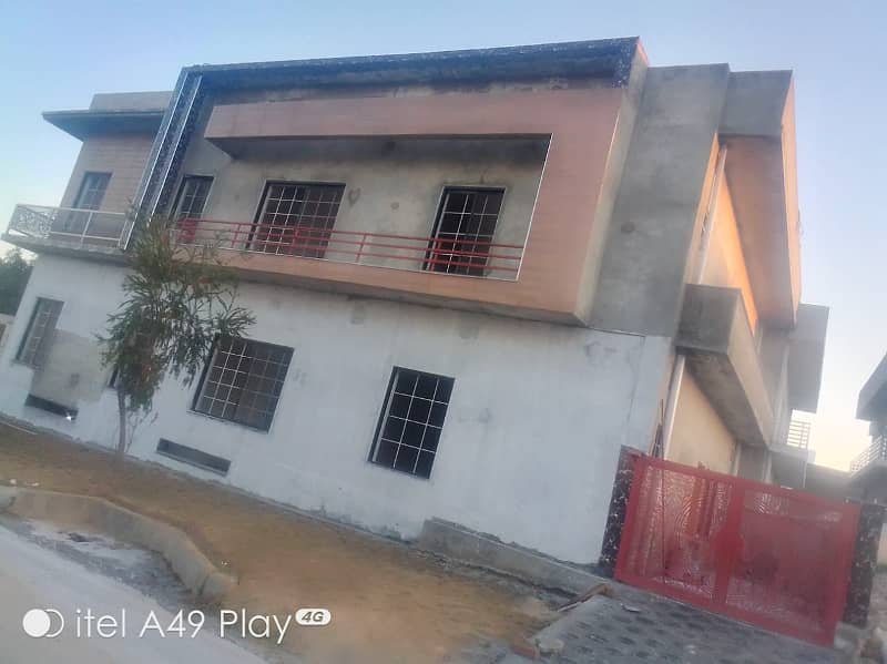 10 Marla Tripple Story House Main Doble Road Corner At C Block B17, Islamabad 3