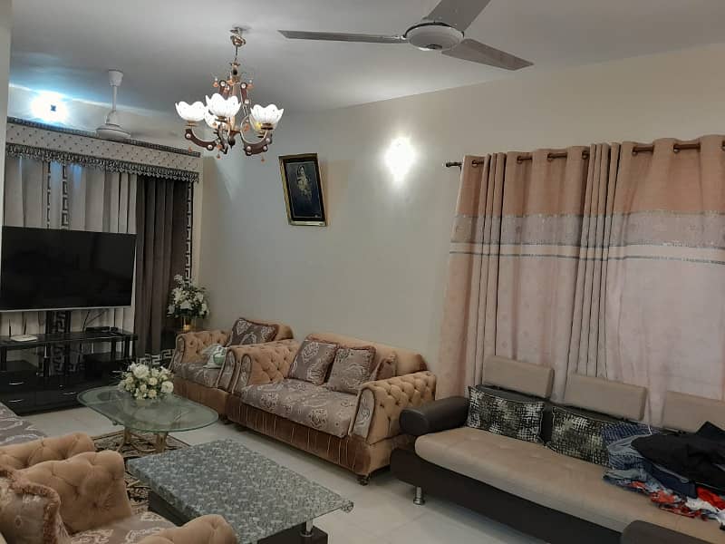 2 bed drawing dining 1200 flat for rent saima project nazimabad 3 7