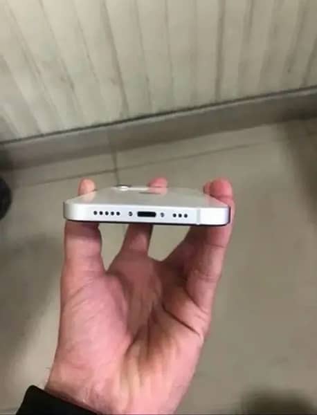 iPhone 12 Non PTA In Excellent Condition 3