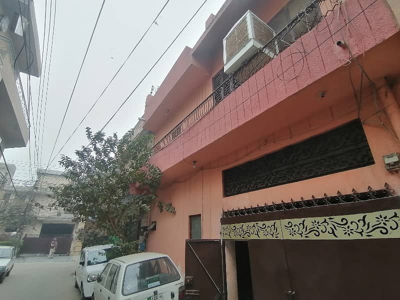 5 Marla 15 Years Use House For Sale Near  Lahore 2