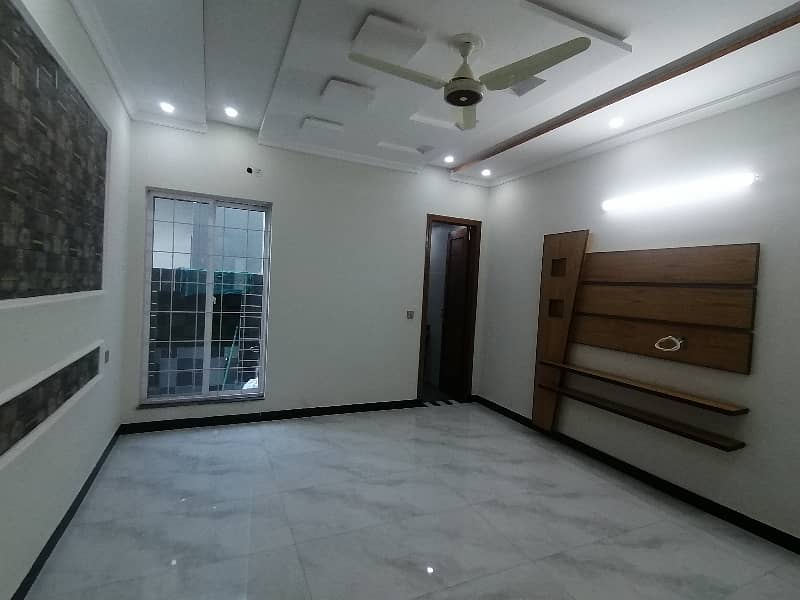 10 Marla Brand New Double Storey House For Sale  College Road Lahore 9