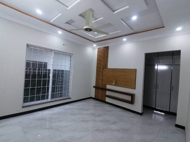10 Marla Brand New Double Storey House For Sale  College Road Lahore 12