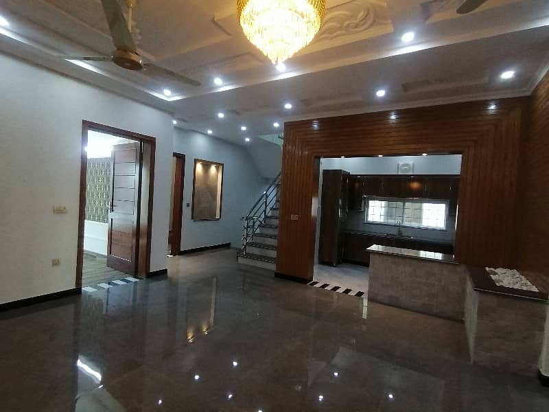 10 Marla Brand New Double Storey House For Sale  College Road Lahore 21
