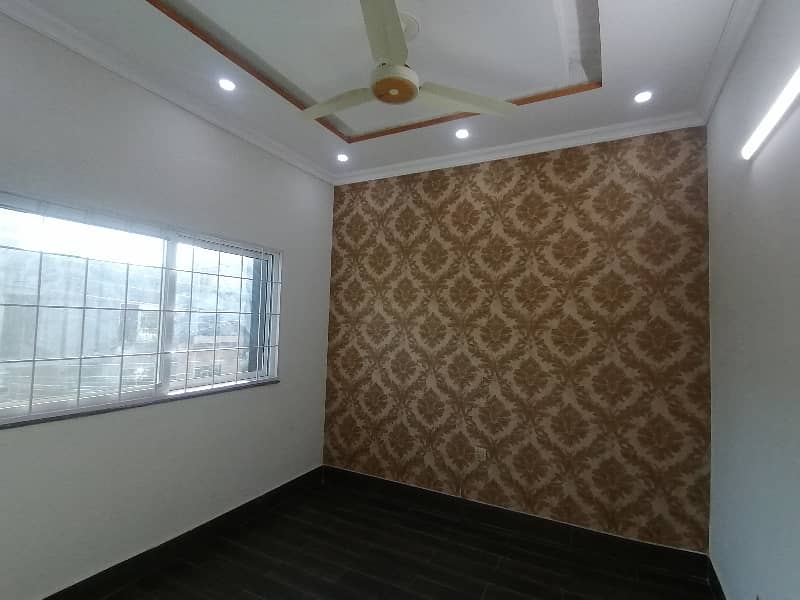 10 Marla Brand New Double Storey House For Sale  College Road Lahore 35