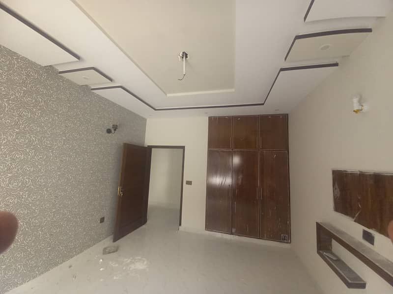 PIA HOUSING SOCIETY LAHORE 10 MARLA NEWLY HOUSE FOR SALE 3