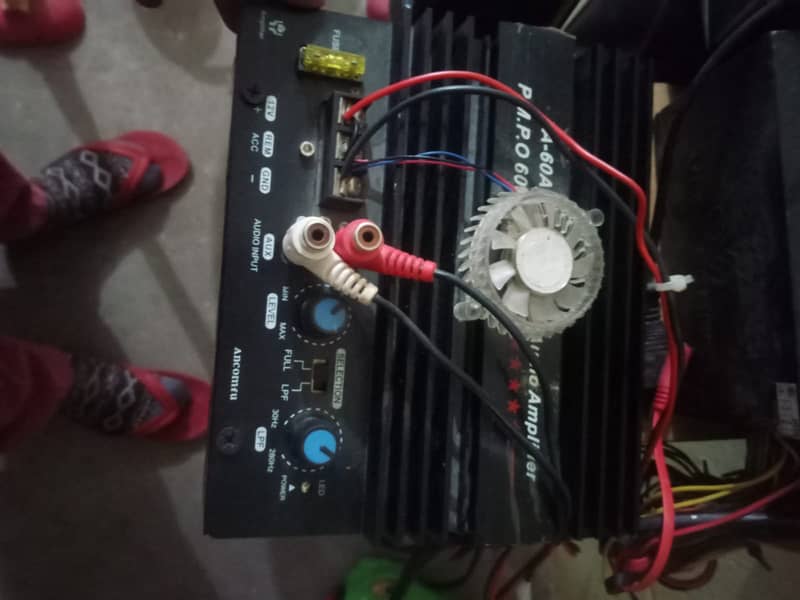 Amplifier With Full Havy Sound Indoor And Outdoor(PA-60A P. M. P. O 600W) 2