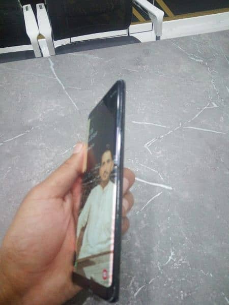 sumsung note 8 For sale back crack panel crack  but working 100% ok 2