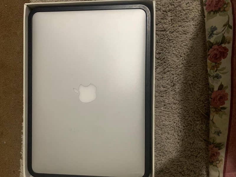 MacBook Air 2017 full box 0