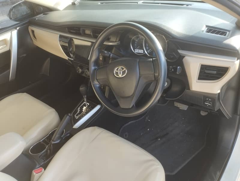 Toyota Corolla Altis Automatic 1.6 2017 9