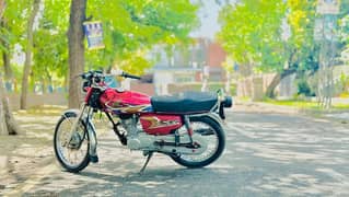 Honda 125 for sale neat and clean
