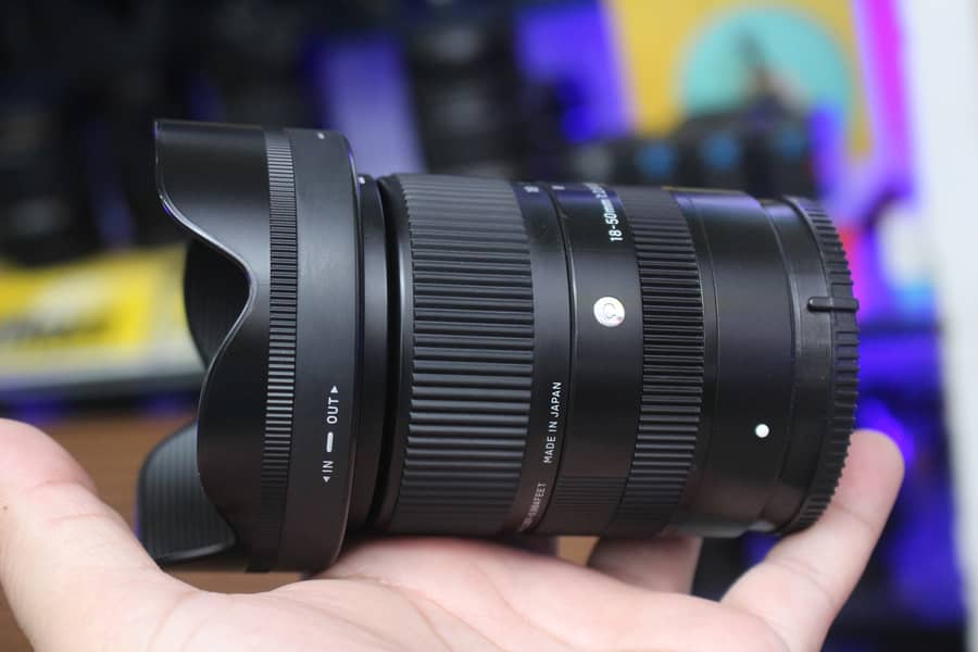 Sigma 18-50mm F2.8 DC DN lens (Sony) 1