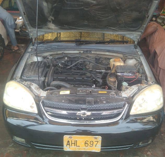 Chevrolet Optra urgent sale in cheap price 4
