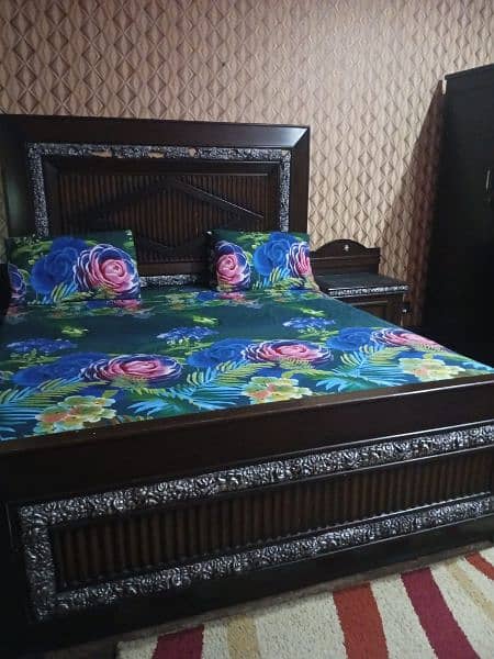 double bed set with mattress 0