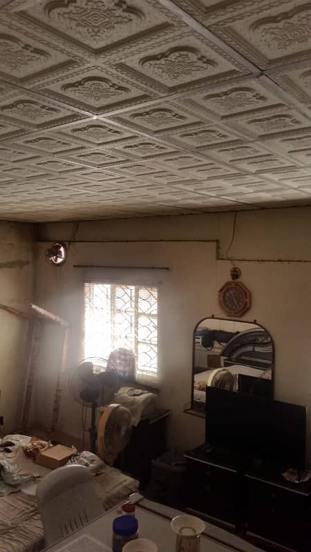 G+1 120 syds old house available for sale at azizabad blk 2 2