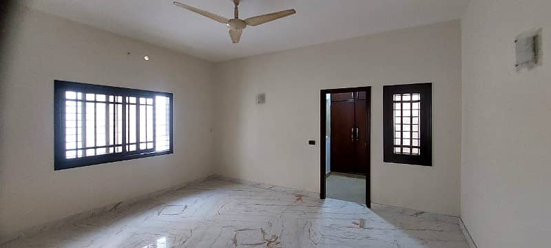 Defence DHA phase 7 500 yards banglow available for rent 5