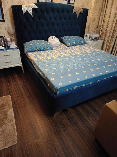 designer queen size bed with navy blue velvet design 2