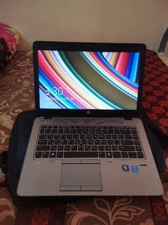 Hp Elitebook laptop Good condition. . . with bag and charger