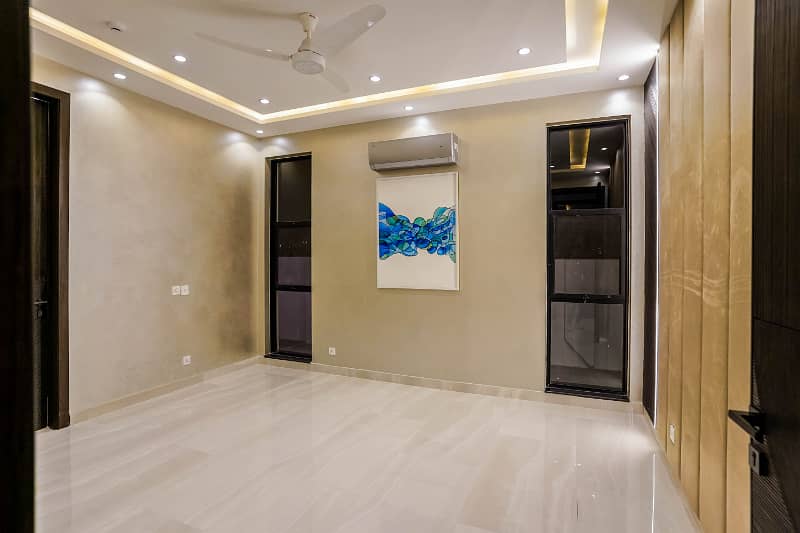 Most Luxurious Design 01 Kanal Brand New House Is Available For Sale In DHA Phase-7 20