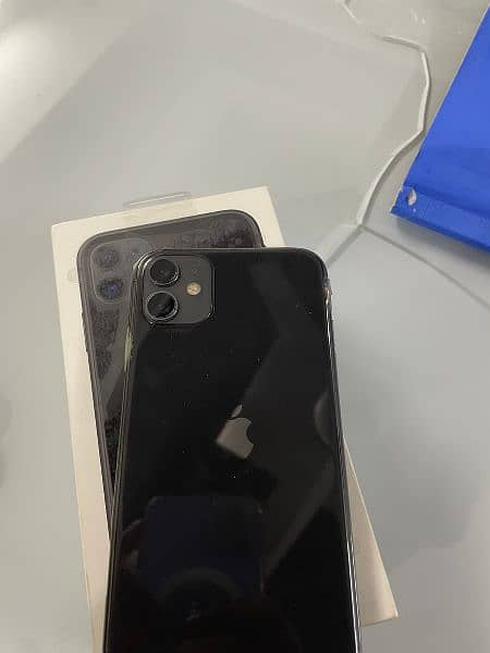 iPhone 11 pta proved 9 / 10 condition 0