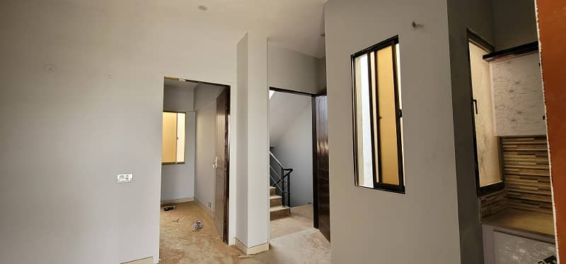Brand New First Floor Apartment Architecture Constructed Building 2 Bedrooms 18