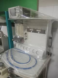 Anesthesia trolly with digital vent