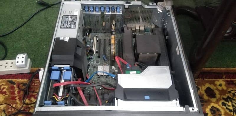 dell precision tower 5810 with M2 SSD and Intel Xeon ES 2630 v3 1
