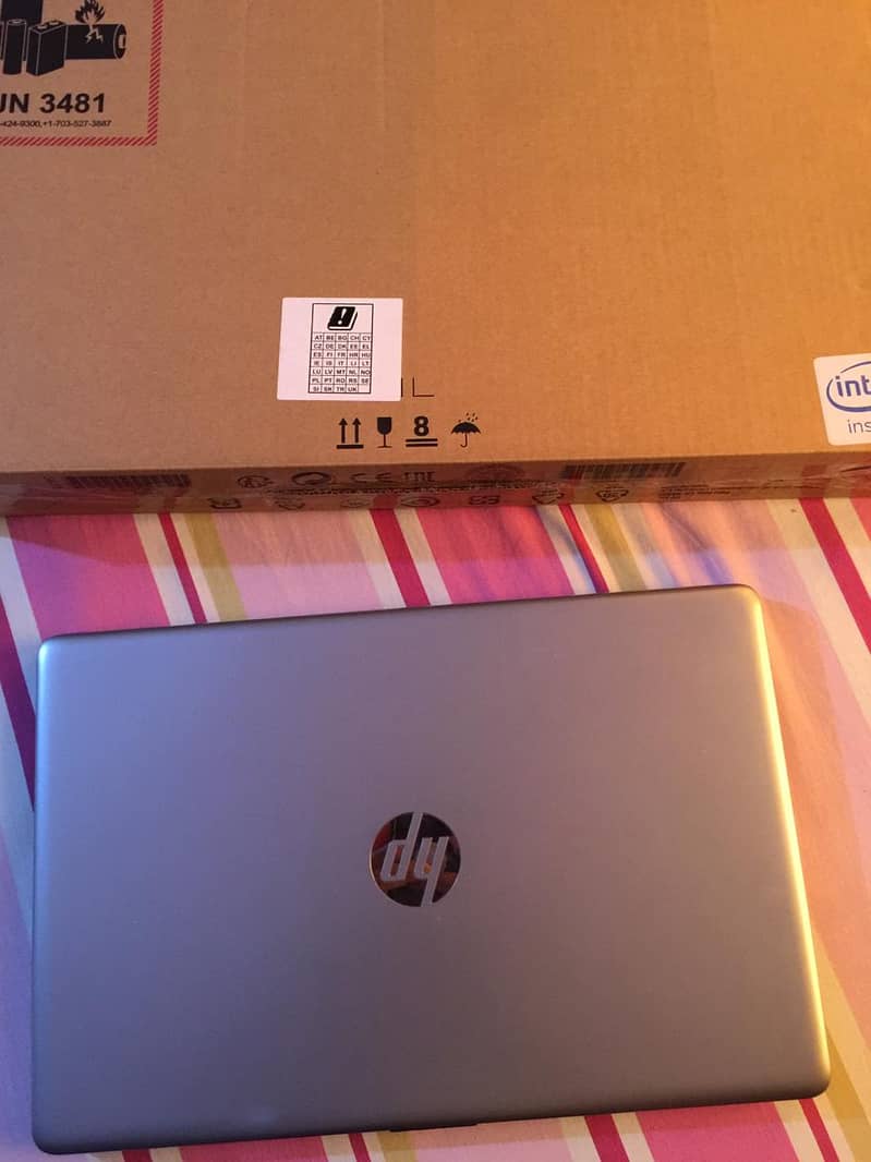 Hp core i3 laptop 6