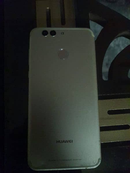 Huawei nova 2 plus 0