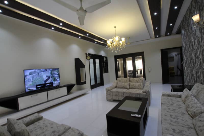 1kanal full furnished house for rent for short and long time 35