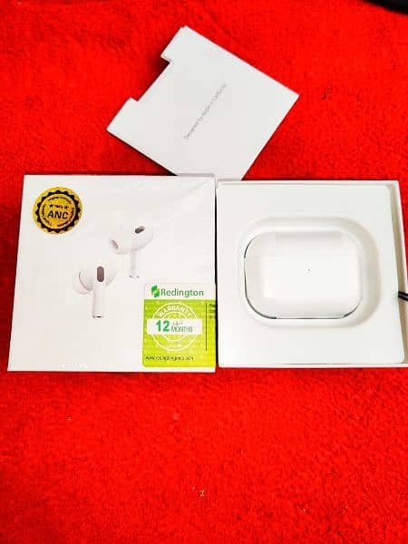 Airpods pro origional same as brand new only 3 days use 0