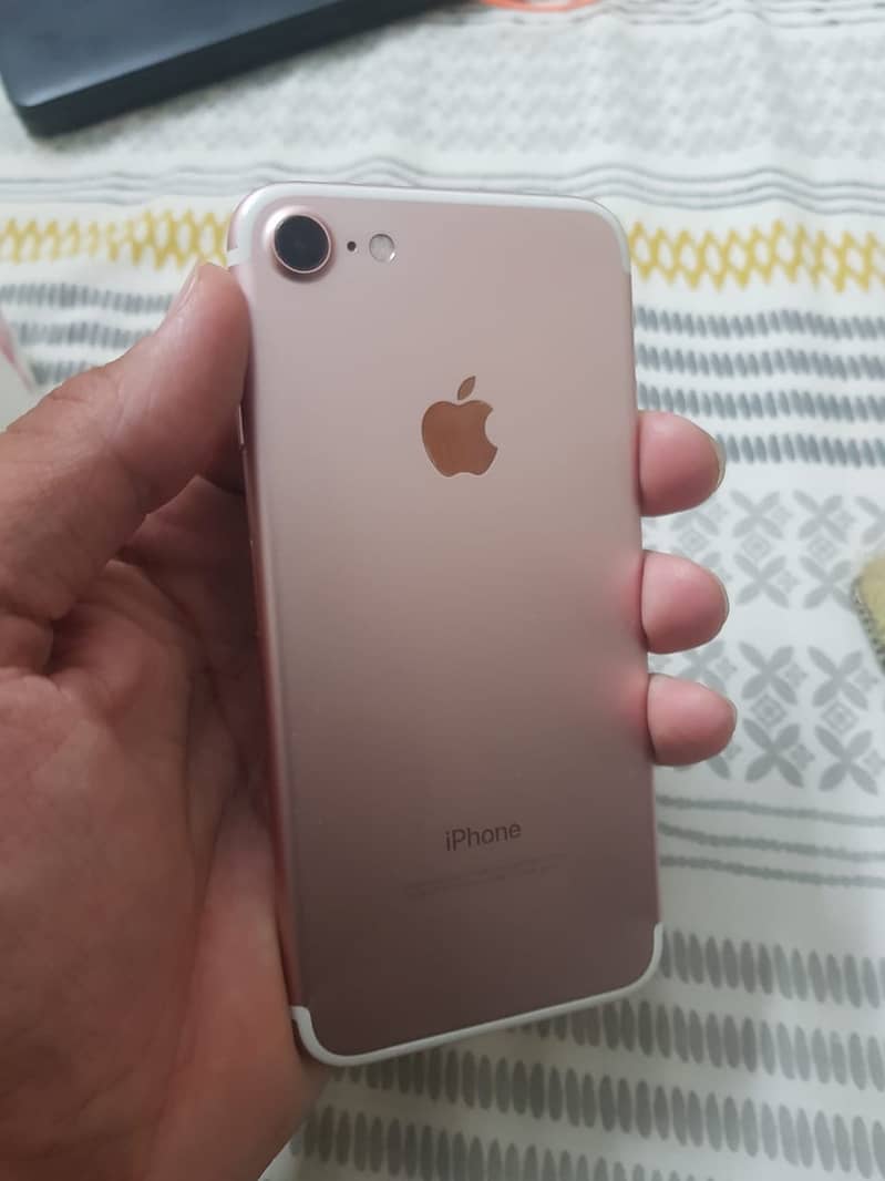 iPhone 7 Rose Gold 32GB PTA Approved 0