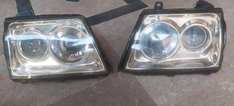 Toyota Hilux tiger 2001-2005 projector headlights & crystal backlight 2